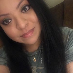 Meet your Posher, Claudia